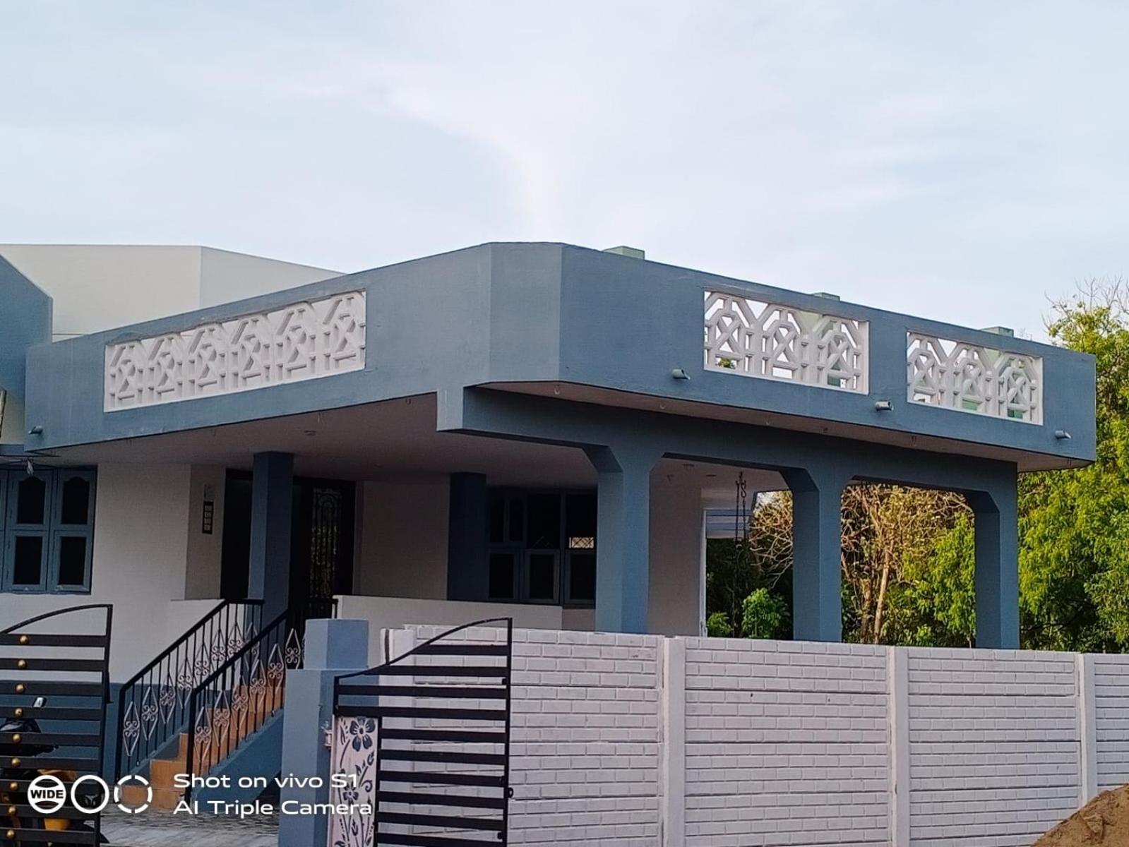 Madura Homestay - Gorgeous Home With 2Bhk 5 Minutes From Nh44 マドゥライ エクステリア 写真